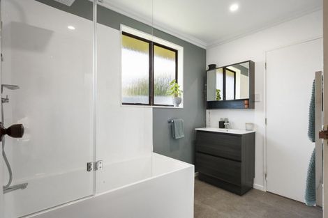 Photo of property in 6 Rangeview Place, Feilding, 4702