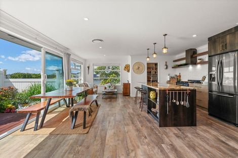 Photo of property in 29 Lakeside Terrace, Omokoroa, 3114