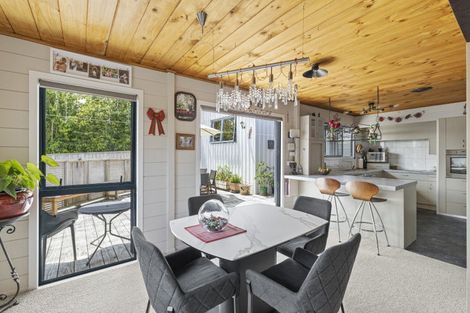 Photo of property in 184 Tukapa Street, Westown, New Plymouth, 4310