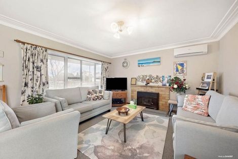 Photo of property in 61 Taikata Road, Te Atatu Peninsula, Auckland, 0610