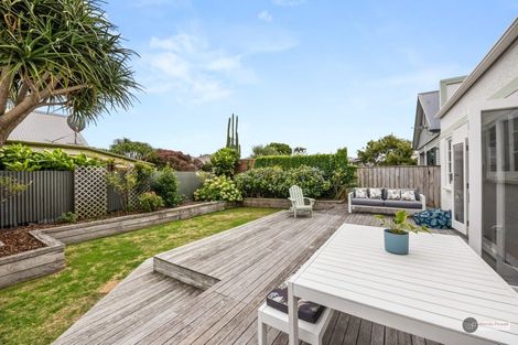 Photo of property in 19 William Street, Petone, Lower Hutt, 5012