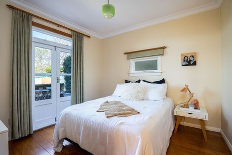 Photo of property in 99 Belt Road, New Plymouth, 4310