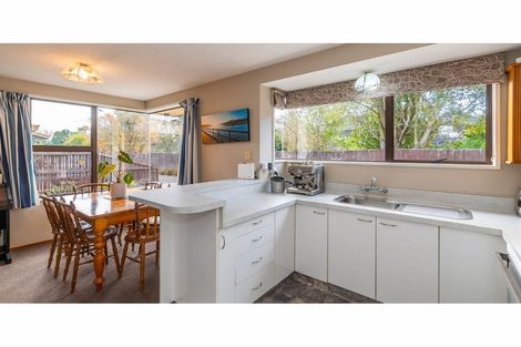 Photo of property in 2/150 Riverlaw Terrace, Saint Martins, Christchurch, 8022