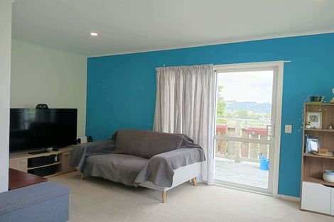 Photo of property in 28 Eagleview Rise, Welcome Bay, Tauranga, 3175
