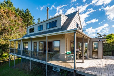 Photo of property in 18 Govan Wilson Road, Whangaripo, Warkworth, 0985