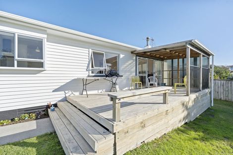 Photo of property in 97d Pioneer Road, Moturoa, New Plymouth, 4310