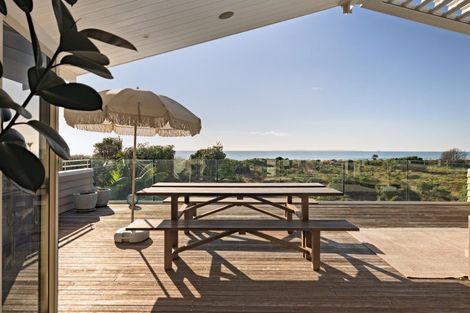 Photo of property in 3/201 Oceanbeach Road, Mount Maunganui, 3116