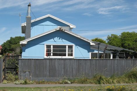 Photo of property in 446 Marine Parade, South New Brighton, Christchurch, 8062