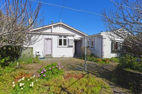 Photo of property in 27 Central Terrace, Alicetown, Lower Hutt, 5010