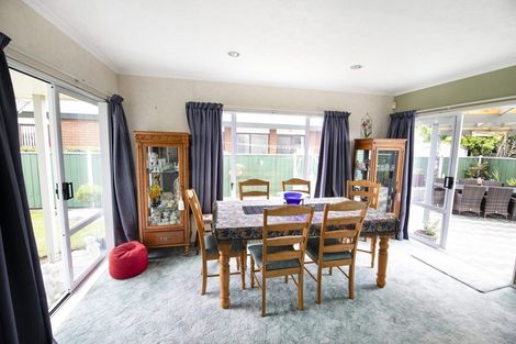 Photo of property in 53 Auckland Road, Greenmeadows, Napier, 4112