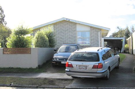 Photo of property in 15 Cranwell Place, Hillcrest, Hamilton, 3216