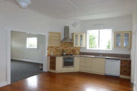 Photo of property in 69 Aramoana Avenue, Devonport, Auckland, 0624