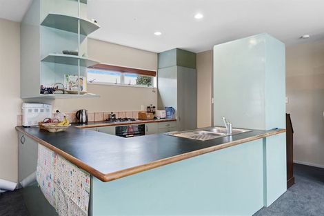 Photo of property in 1/19 Hills Road, Edgeware, Christchurch, 8013