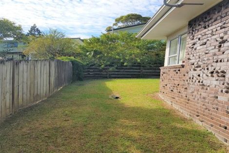 Photo of property in 1/19 Weetman Drive, Browns Bay, Auckland, 0630