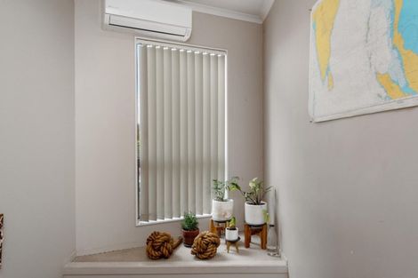 Photo of property in 2/50 May Street, Mount Maunganui, 3116