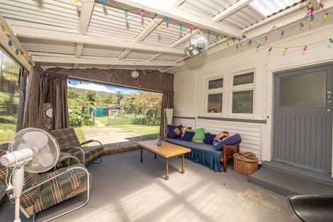 Photo of property in 14 Mcgill Street, Waimangaroa, Westport, 7891