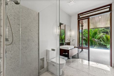 Photo of property in 20 Oscar Road, Greenhithe, Auckland, 0632