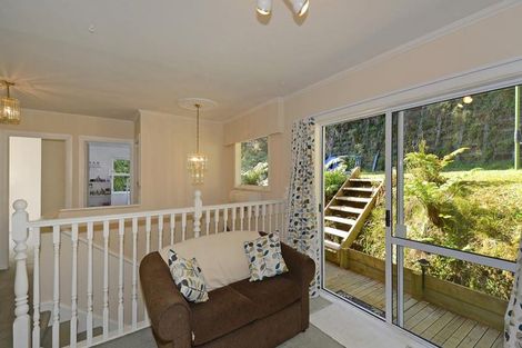 Photo of property in 5 Tiniroa Grove, Silverstream, Upper Hutt, 5019