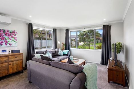 Photo of property in 4 Pohatu Lane, Otaki, 5512