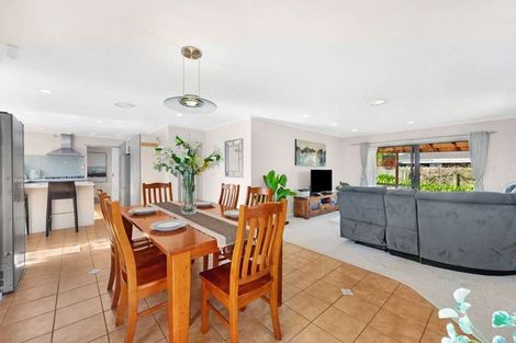 Photo of property in 15 Seneca Court, Golflands, Auckland, 2013