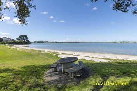 Photo of property in 1/16 Dalmahoy Place, Wattle Downs, Auckland, 2103