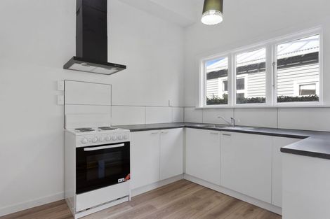 Photo of property in 77 Mersey Street, St Albans, Christchurch, 8014