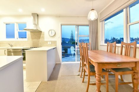 Photo of property in 39 Alice Avenue, Orewa, 0931