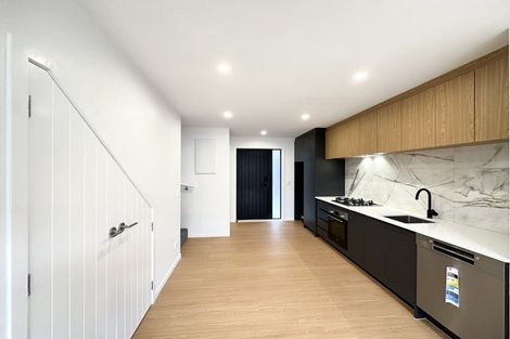 Photo of property in 4/6 Victoria Street, Ebdentown, Upper Hutt, 5018