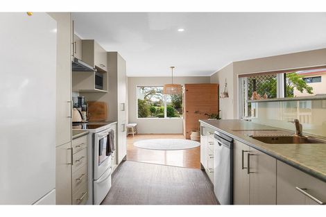 Photo of property in 20 Rimmington Drive, Hamilton Lake, Hamilton, 3204