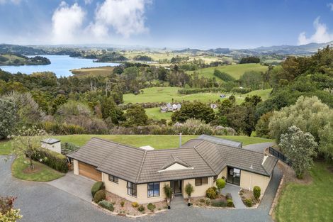 Photo of property in 473 Whitmore Road, Tawharanui Peninsula, Warkworth, 0986