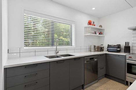 Photo of property in 2 Cambridge Lane, Mangawhai, 0505