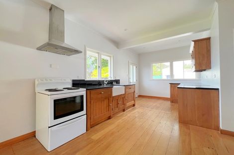 Photo of property in 320 Cobham Drive, Hillcrest, Hamilton, 3216