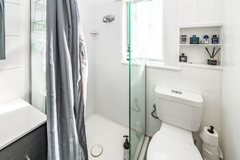 Photo of property in 18 Swiss Avenue, Gonville, Whanganui, 4501