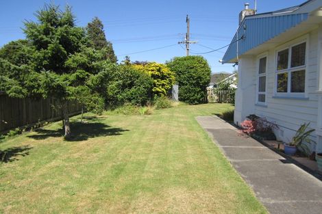 Photo of property in 177 Bartholomew Road, Levin, 5510