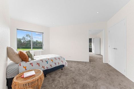 Photo of property in 68 Mcgiven Drive, Ridgewood, New Plymouth, 4371