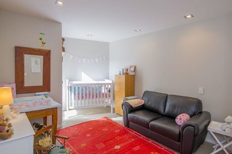 Photo of property in 37c Gurkha Crescent, Khandallah, Wellington, 6035