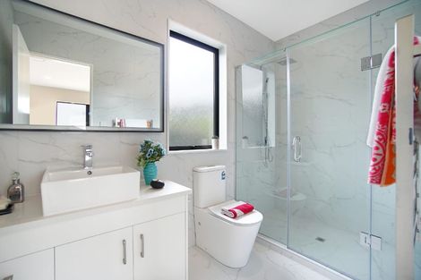 Photo of property in 59 Twin Parks Rise, Papakura, 2110