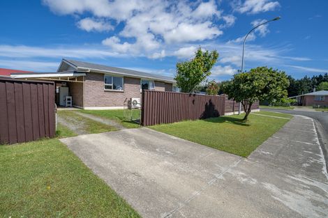 Photo of property in 54 Paisley Street, Kew, Invercargill, 9812