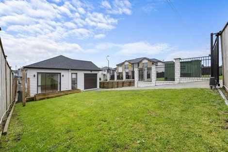 Photo of property in 57 Drumbuoy Drive, Flat Bush, Auckland, 2019
