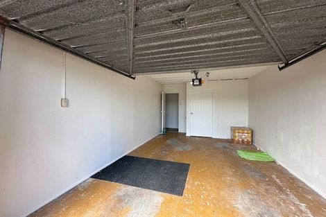 Photo of property in 1/51 Stanniland Street, Sunnyhills, Auckland, 2010