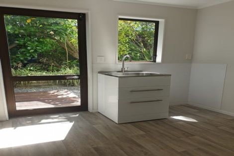 Photo of property in 127 Winara Avenue, Waikanae, 5036