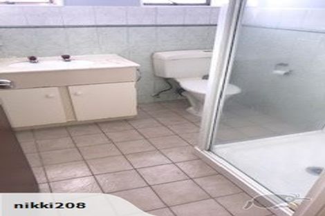 Photo of property in 27 Harris Road, Mount Wellington, Auckland, 1051