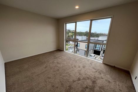 Photo of property in 3 Waihou Crescent, Albany Heights, Auckland, 0632