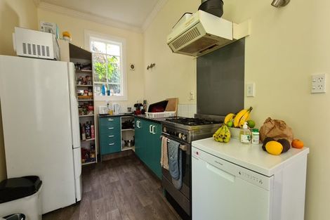 Photo of property in 123a Glenmore Street, Kelburn, Wellington, 6012