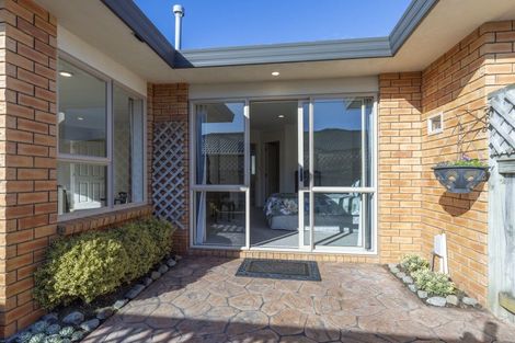 Photo of property in 40 Hadleigh Court, Paraparaumu, 5032