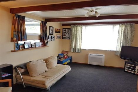 Photo of property in 8 Ajax Place, Highbury, Palmerston North, 4412