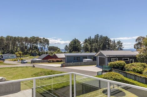 Photo of property in 55 John Norrie Place, Motuoapa, Turangi, 3382
