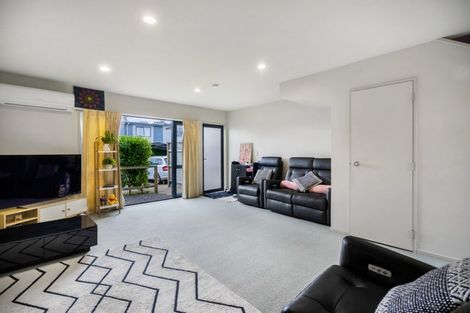 Photo of property in 18/8 Soljak Place, Mount Albert, Auckland, 1025