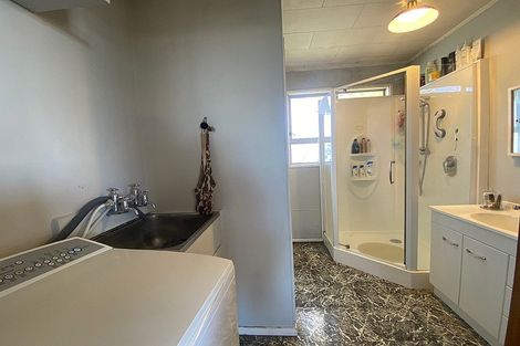 Photo of property in 27c Port View Crescent, Moturoa, New Plymouth, 4310