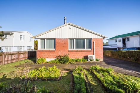 Photo of property in 59 Waihora Crescent, Waitangirua, Porirua, 5024